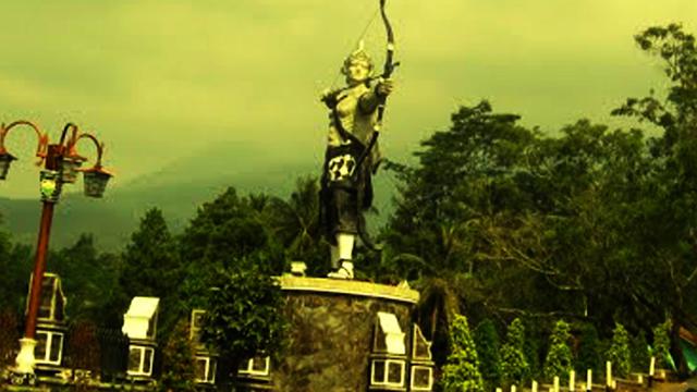 Ikon Purwakarta Arjuna Memanah Dibakar Orang Tak Dikenal