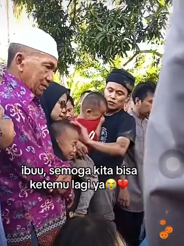 Momen Pilu Bocah Pertanyakan Ibu Dikubur