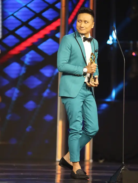 Tak hanya itu, Arie juga tak lupa mengucapkan terima kasih kepada pengiklan dan klien. (Bambang E. Ros/Bintang.com)