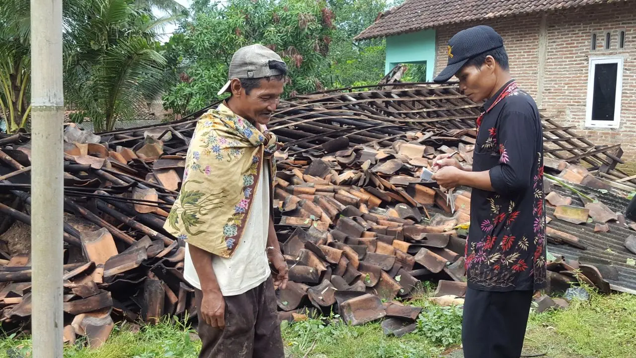 Rumah Tumin, warga Wangon, Banyumas rata dengan tanah. (Foto: Liputan6.com/Muhamad Ridlo)