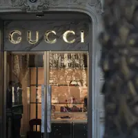 Gucci bakal rilis NFT "Supergucci" pada 1 Februari 2022 mendatang. (unsplash/julien tondu).