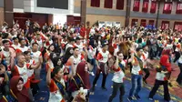 Ratusan Remaja GenRe (Generasi Berencana) Indonesia mengikuti kegiatan GenRevolution BerTeman yang digelar BKKBN dalam rangka Peringatan Hari Keluarga Nasional 2018.