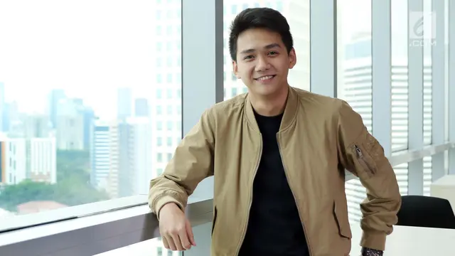 Chicco Kurniawan Sabet Piala Pemeran Utama Pria Terbaik FFI 2021, Ini Fakta Sosoknya