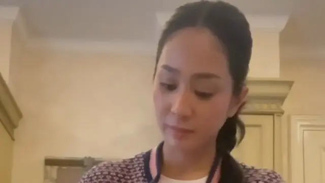 Momen Memasak Lamb Chop Bunga Zainal Jadi Sorotan, Netizen Justru Fokus pada Cara Marinasinya