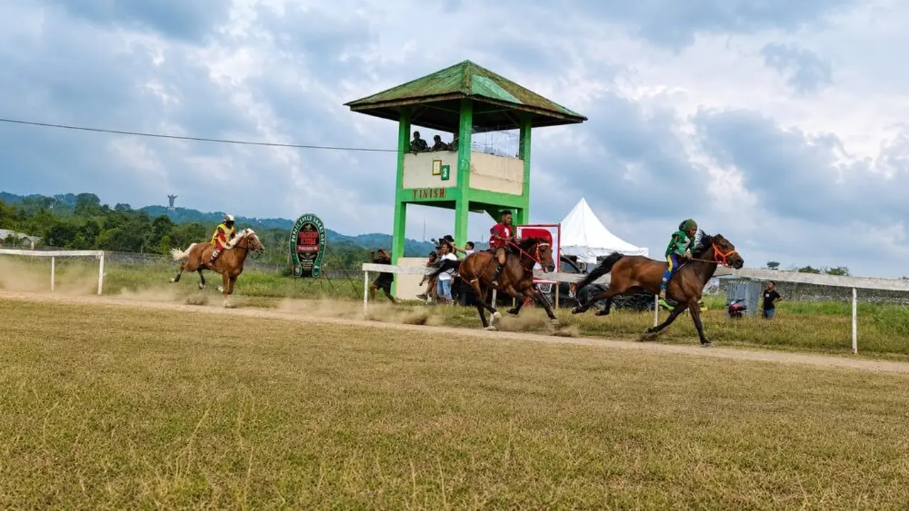 Arena Kuda Pacu di Pulau Sumba