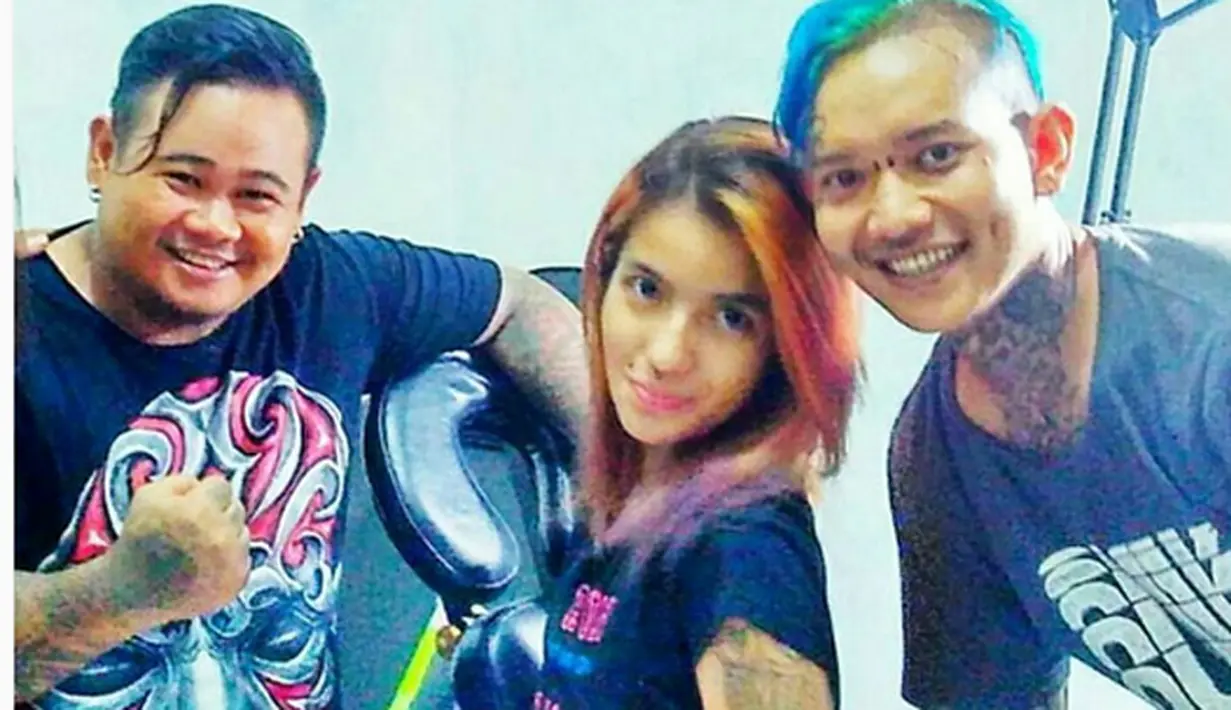 Selama ini, ia lebih fokus mengurus bisnis yang sedang digelutinya, sulam alis, dibandingkan akting yang melambungkan namanya. (Instagram/@sheilamarciajoseph)