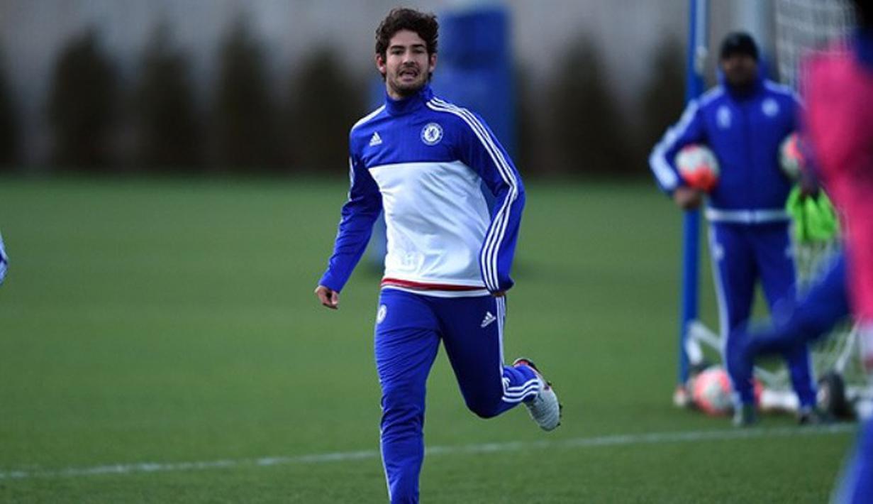 Alexandre Pato mulai berlatih bersama tim utama Chelsea di Pemusatan Latihan Chelsea di Cobham. (Chelseafc.com)