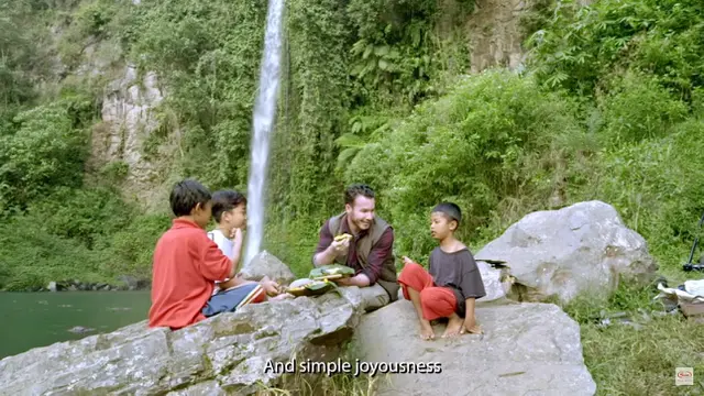 Berlatar Belakang Keindahan Alam Indonesia