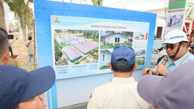 Mendagri Tito Karnavian Serahkan Bantuan di Huntara Aceh Tamiang, Tegaskan Pentingnya Pemulihan Layanan Publik