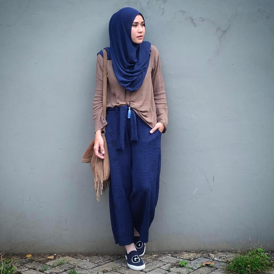 OOTD Zaskia Adya Mecca dengan Sentuhan Earth Tone Oke ...