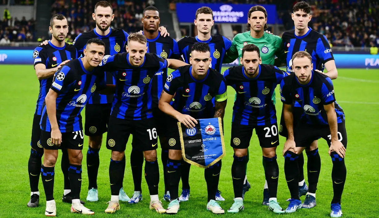 Di laga itu, ia dinobatkan sebagai pemain terbaik oleh suporter Inter, mengalahkan Hakan Calhanoglu, Nicolo Barella, dan Marcus Thuram yang mencetak gol kemenangan. Ini membuktikan betapa krusialnya peran eks Bayern Munich itu. (AFP/Marco Bertorello)
