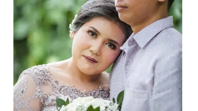 6 Pesona Rivania Diza, Istri Satrio Anak Dono Warkop yang Baru Menikah