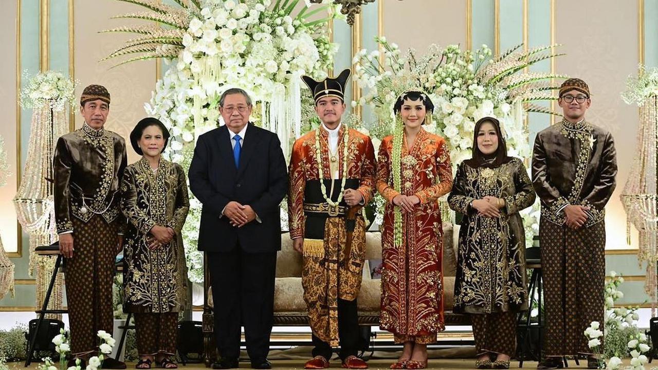 SBY berfoto dengan Kaesang Pangarep dan Erina Gudono. (Foto: Dok. Instagram @agusyudhoyono)
