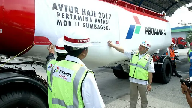Pertamina MOR II Sumbagsel siapkan avtur khusus untuk pesawat yang membawa calon jemaah haji dari Sumsel (Liputan6.com / ist - Nefri Inge)
