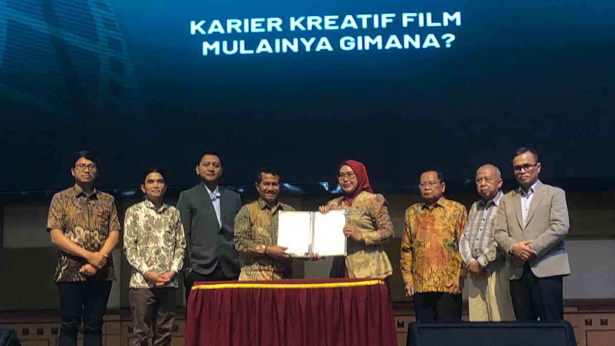 Prodi Ilmu Komunikasi Universitas Pamulang Selenggarakan SENIAS Batch 3 Bertema “Karier Kreatif di Film, Mulainya Gimana?”