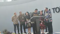 Gubernur DKI Jakarta Anies Baswedan meresmikan Taman Makam Tokoh Bangsa di TPU Karet Bivak, Jakarta Pusat, Kamis (13/10/2022). (Liputan6.com/Winda Nelfira)