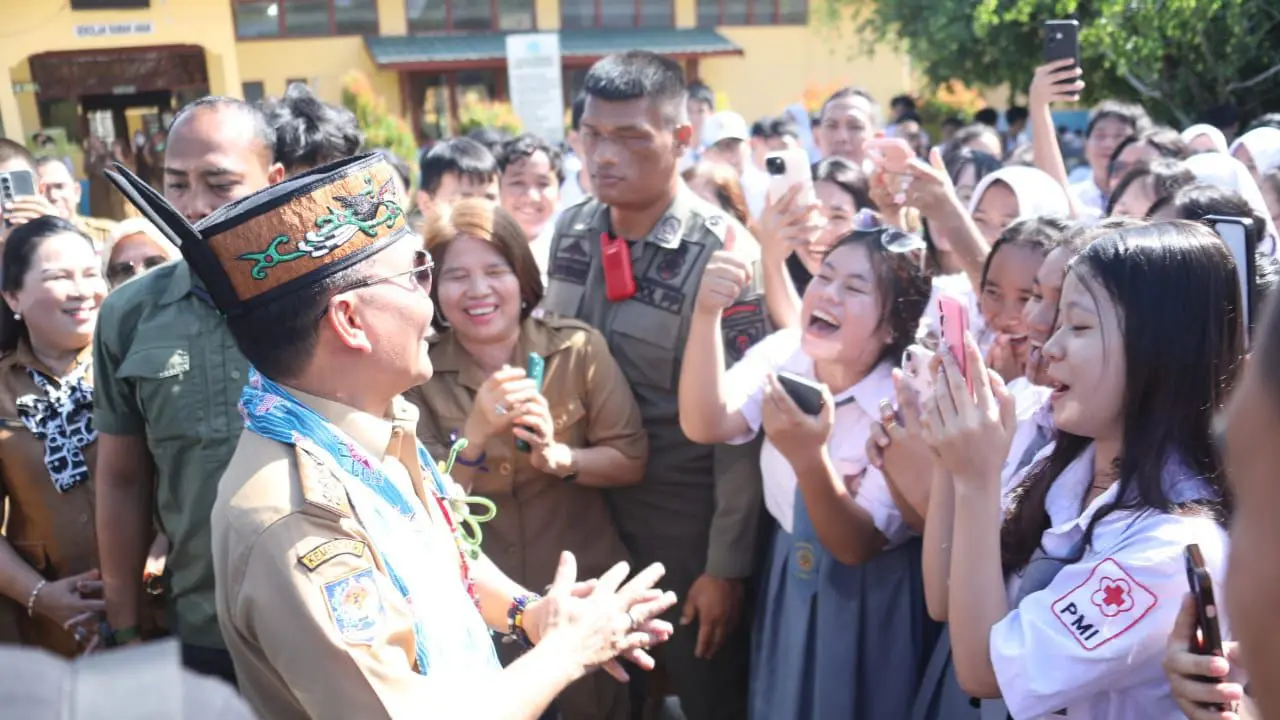 Gubernur Agustiar Sabran Larang Pihak Sekolah Menahan Ijazah, Pelanggar Bakal Disanksi Tegas!