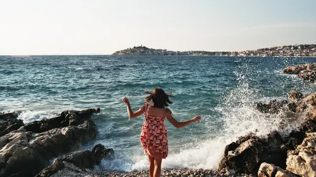 Ilustrasi Relationship Female