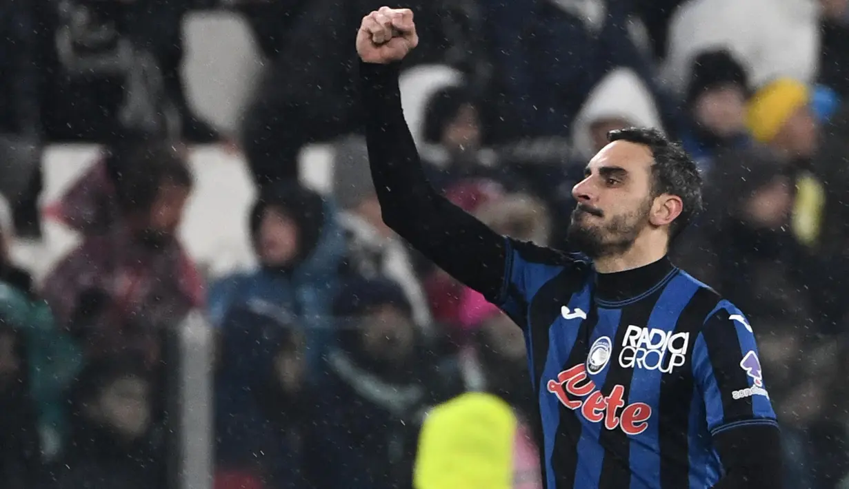 Gol Davide Zappacosta pada menit ke-66 mempertajam keunggulan Atalanta atas Juventus. (Isabella BONOTTO/AFP)