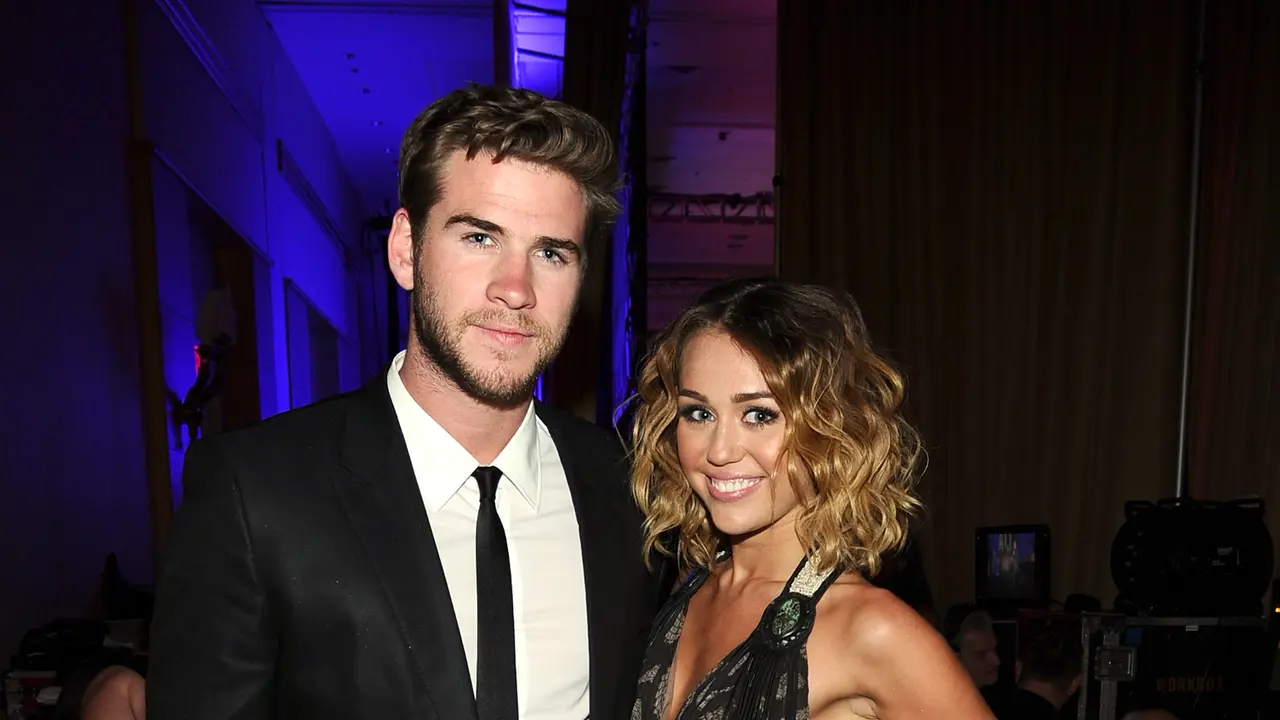 Miley Cyrus dan Liam Hemsworth