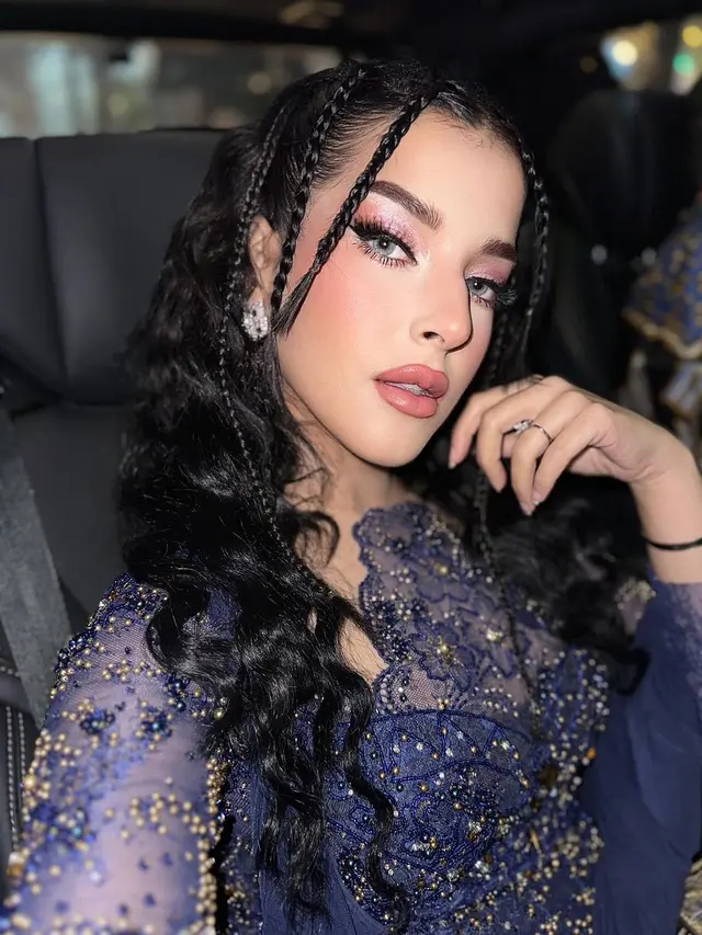 Adu Gaya Tasya Farasya - Tasyi Athasyia