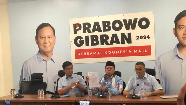 Tim Kampanye Nasional (TKN) Prabowo-Gibran mengumumkan posisi Gubernur Jawa Timur Khofifah Indar Parawansa di TKN, Kamis (11/1/2023).