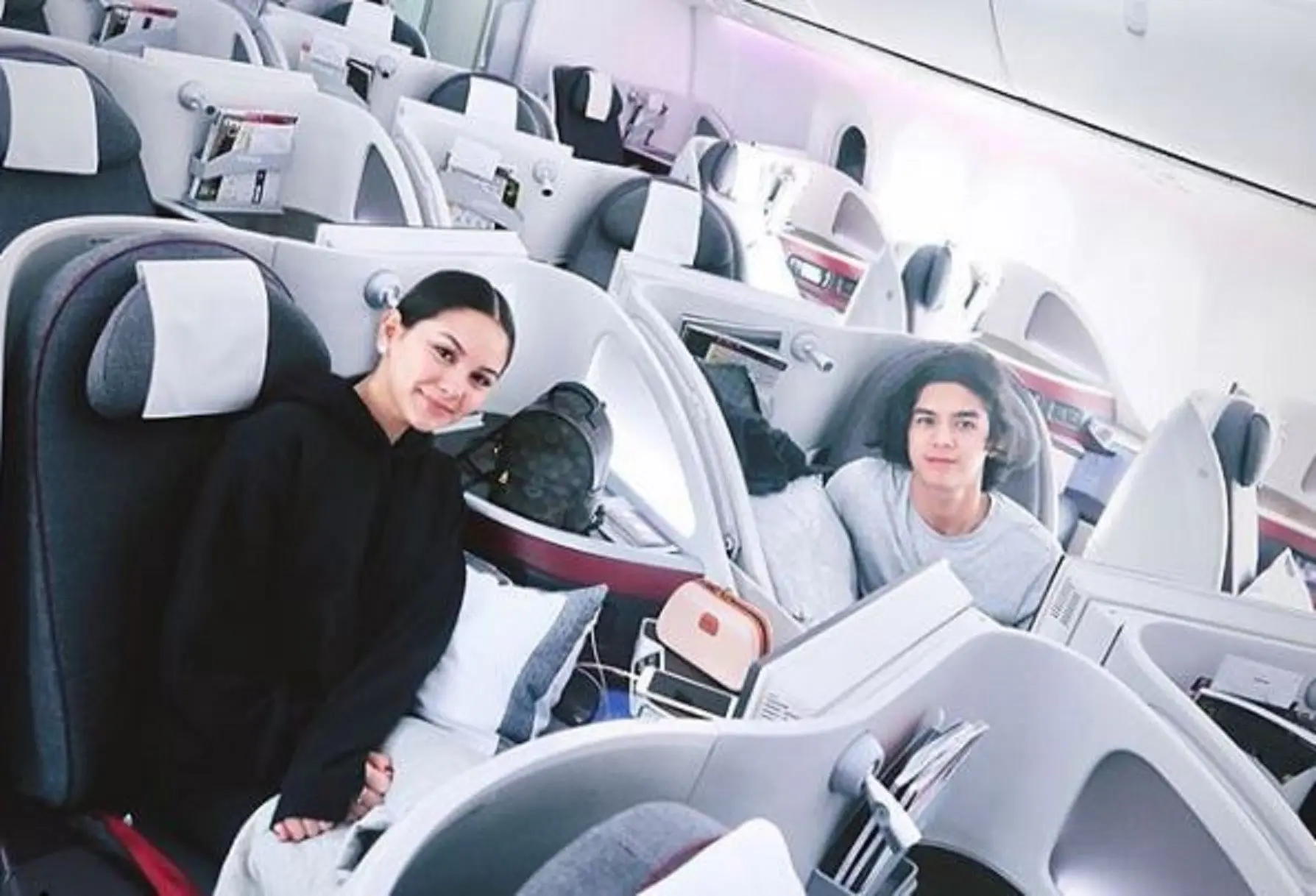 Alyssa Daguise dan Al Ghazali terbang ke Paris (Instagram/@alyssadaguise)