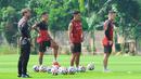 Duel Persija Jakarta kontra Maung Bandung ini akan digelar di Stadion Segiri, Samarinda, Minggu (10/5/2026) sore pukul 15.30 WIB. (Bola.com/M Iqbal Ichsan)