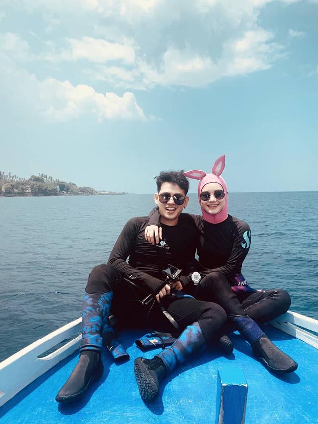 6 Potret Seru Dinda Hauw dengan Ketiga Kakak Lelakinya, Akrab Banget