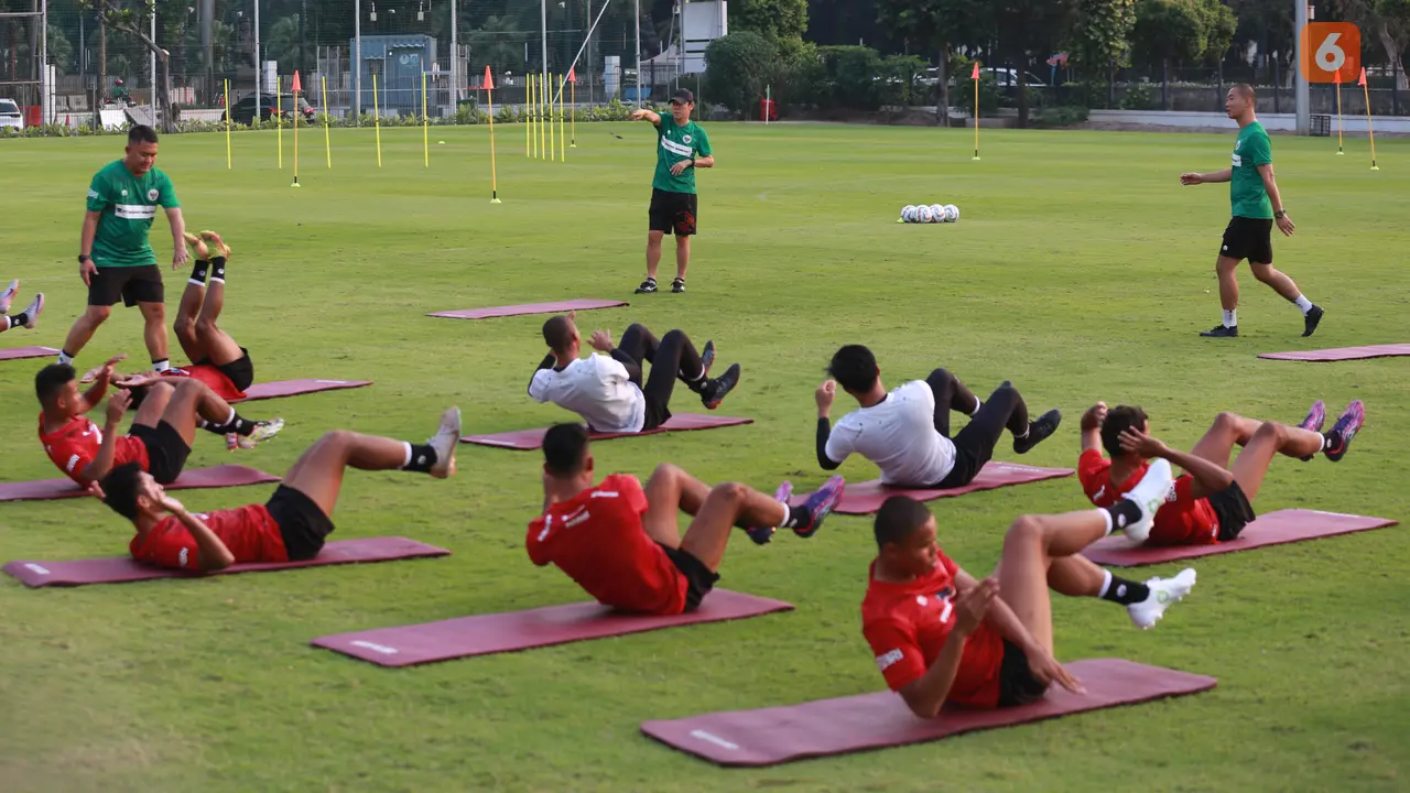 Foto: Timnas Indonesia U-23 Gelar Latihan Perdana untuk Piala AFF U-23, 6 Pemain Belum Bergabung