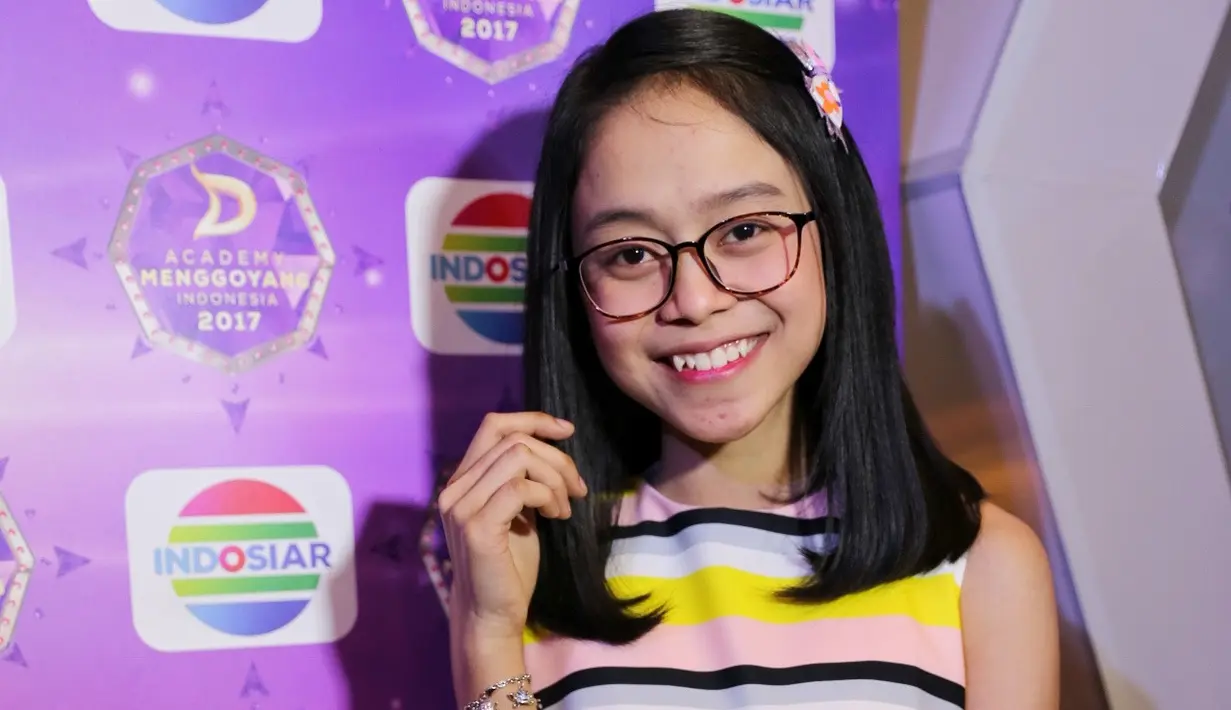 Bisa meraih mimpi dalam hidup merupakan hal yang membanggakan bagi setiap orang. Seperti halnya Lesty D’Academy yang secara perlahan keinginannya dalam hidup ini sudah terwujud satu persatu.  (Adrian Putra/Bintang.com)