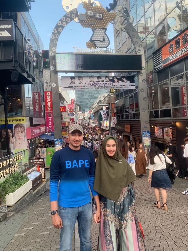 Melahirkan Anak Pertama, Ini 6 Potret Perjalanan Kehamilan Kartika Putri