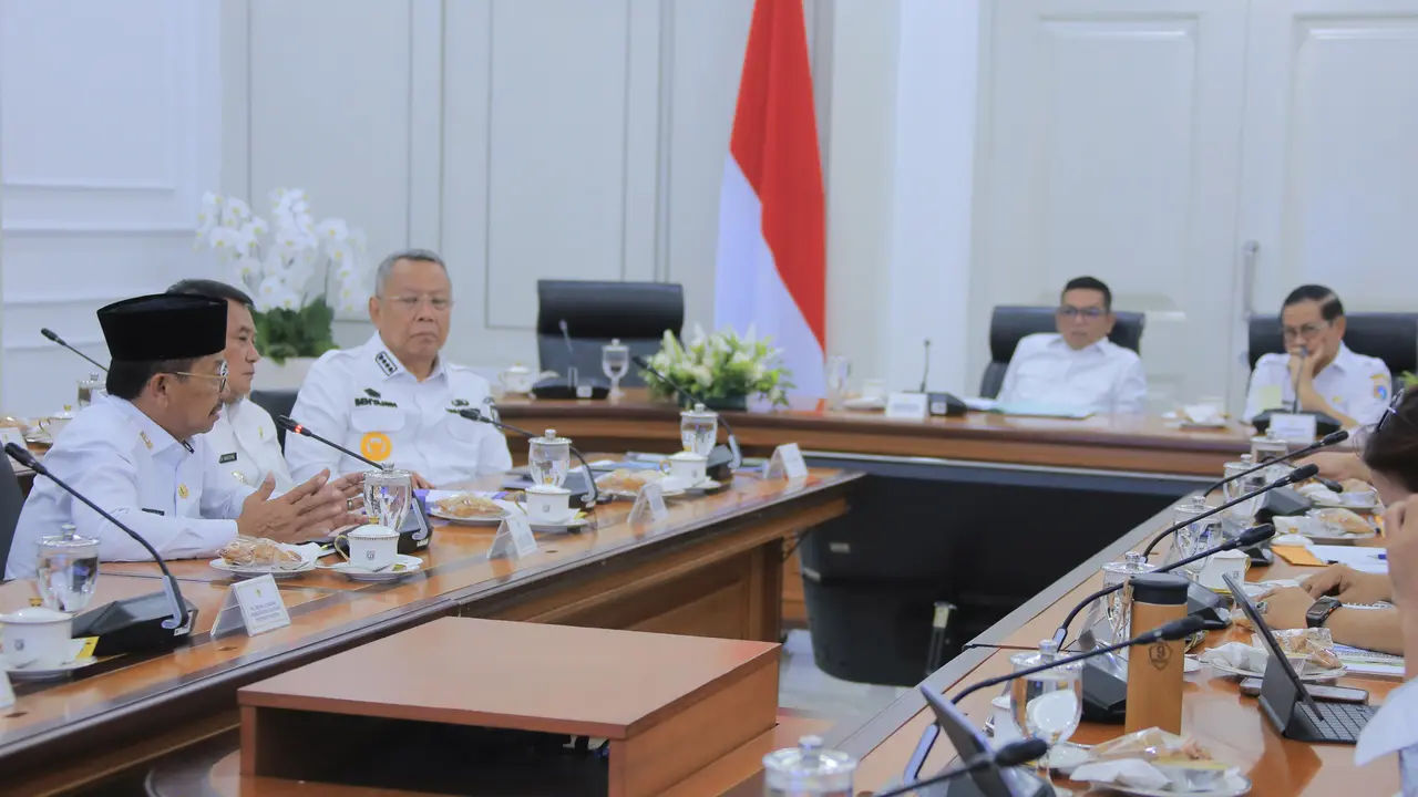 Wali Kota Tangerang Dampingi Gubernur Banten Rapat dengan Gubernur Jakarta