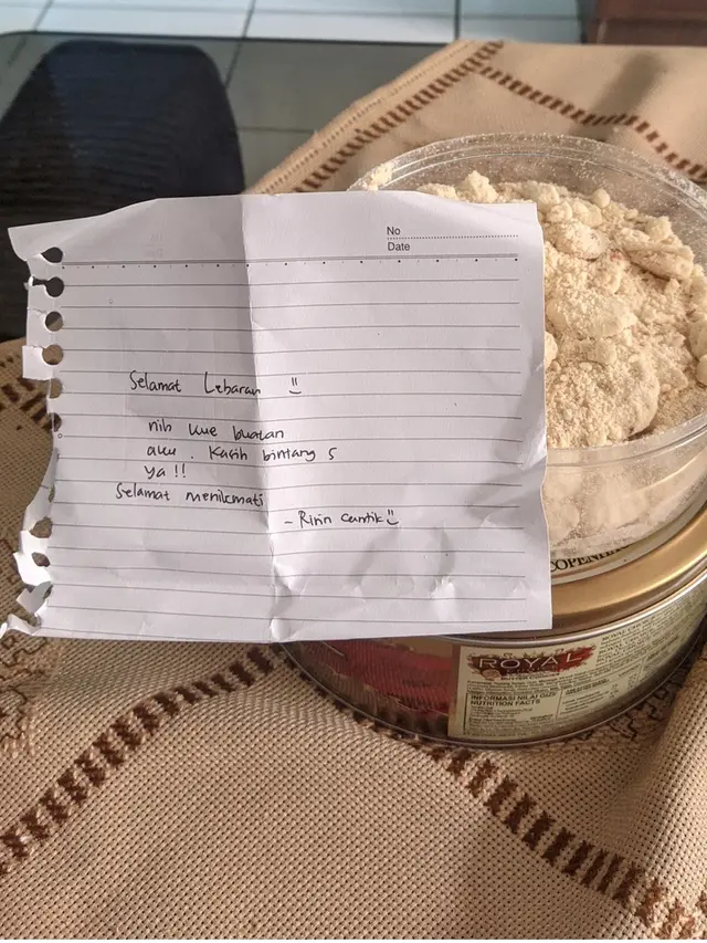 6 Potret Kue Lebaran Hancur Ini Bikin Elus Dada, Gagal Buat Hampers