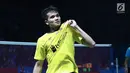 Ganda campuran Indonesia, Ricky Karandasuwardi merayakan kemenangan atas He Jiting/Du Yue (China) pada babak pertama Indonesia Open 2018 di Istora GBK, Jakarta, Selasa (3/7). Ricky/Debby unggul. 17-21, 21-13, 24-22 (Liputan6.com/Helmi Fithriansyah)