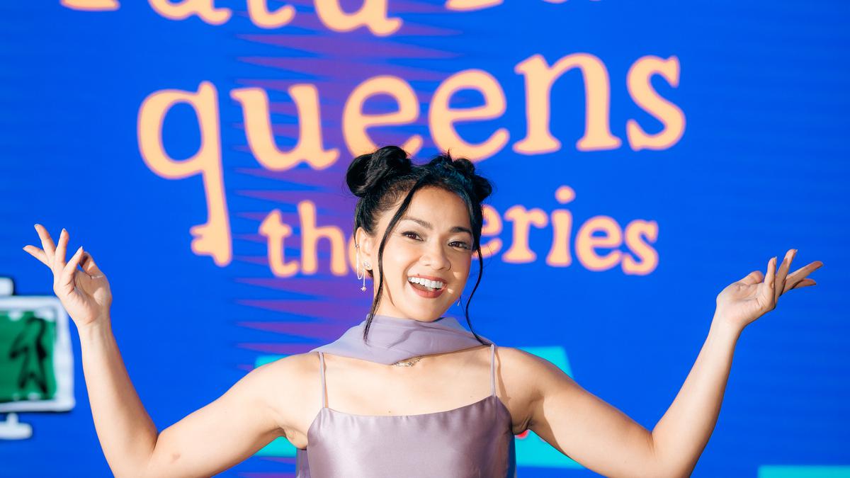 Nirina Zubir Deg-degan Lakoni Kissing Scene Pertama dalam Kariernya di Ratu Ratu Queens: The Series