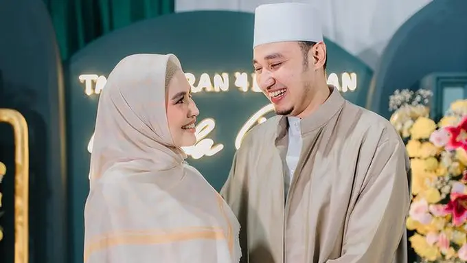 6 Momen Kartika Putri Gelar 4 Bulanan Anak Kedua, Dihadiri Para Artis