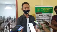 JPU Kejati Sulsel, Ridwan Saputra mengatakan upaya penahanan terhadap eks Bendahara Brimob Polda Sulsel sesuai dengan perintah Pengadilan Negeri Makassar (Liputan6.com/ Eka Hakim)