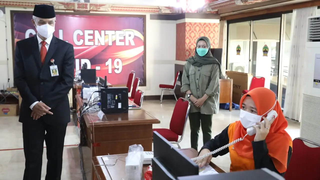 Call Center Covid-19 Jateng dibuat Ganjar di Gedung A lantai 1 kompleks Pemprov Jateng.