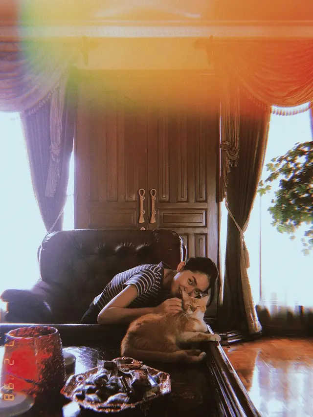 Resmi Cerai, Ini 6 Potret Jeanneta yang Masih Terpampang di Instagram Ardhito Pramono