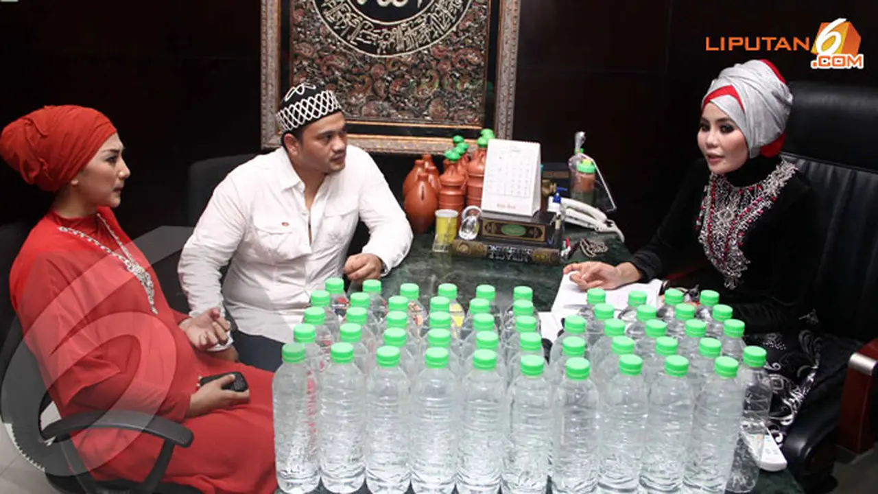keluarga-rhoma-131028b.jpg