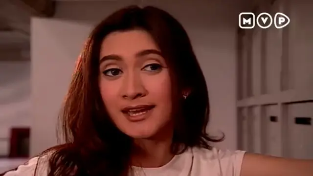 Nafa Urbach di awal kariernya (Foto: Youtube Multivision Plus)