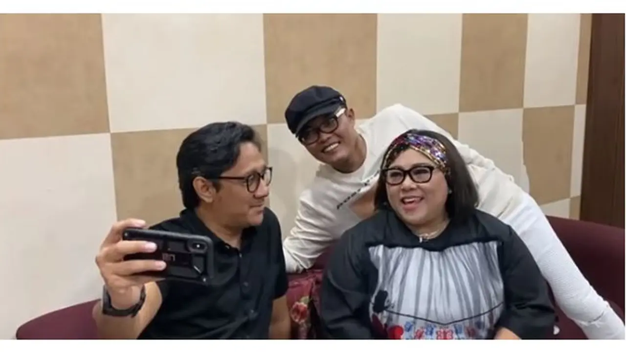 7 Potret Sule Jenguk Nunung di RSKO Jakarta, Penuh Tawa Bahagia