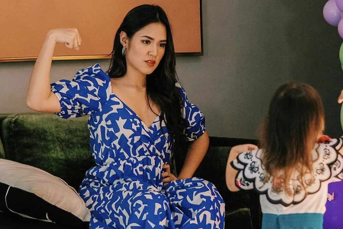 Tampilan Raisa Saat Momong Anak Tetap Stylish, Terbaru Merayakan Ulang Tahun Si Kecil