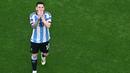 Pertandingan Messi bersama Argentina kali ini sangat dinantikan mengingat ini mungkin Piala Dunia terakhir bagi La Pulga. Namun penampilannya kali ini tidak maksimal dan Argentina harus menelan kekalahan dari Arab Saudi 1-2. (AFP/Antonin Thullier)