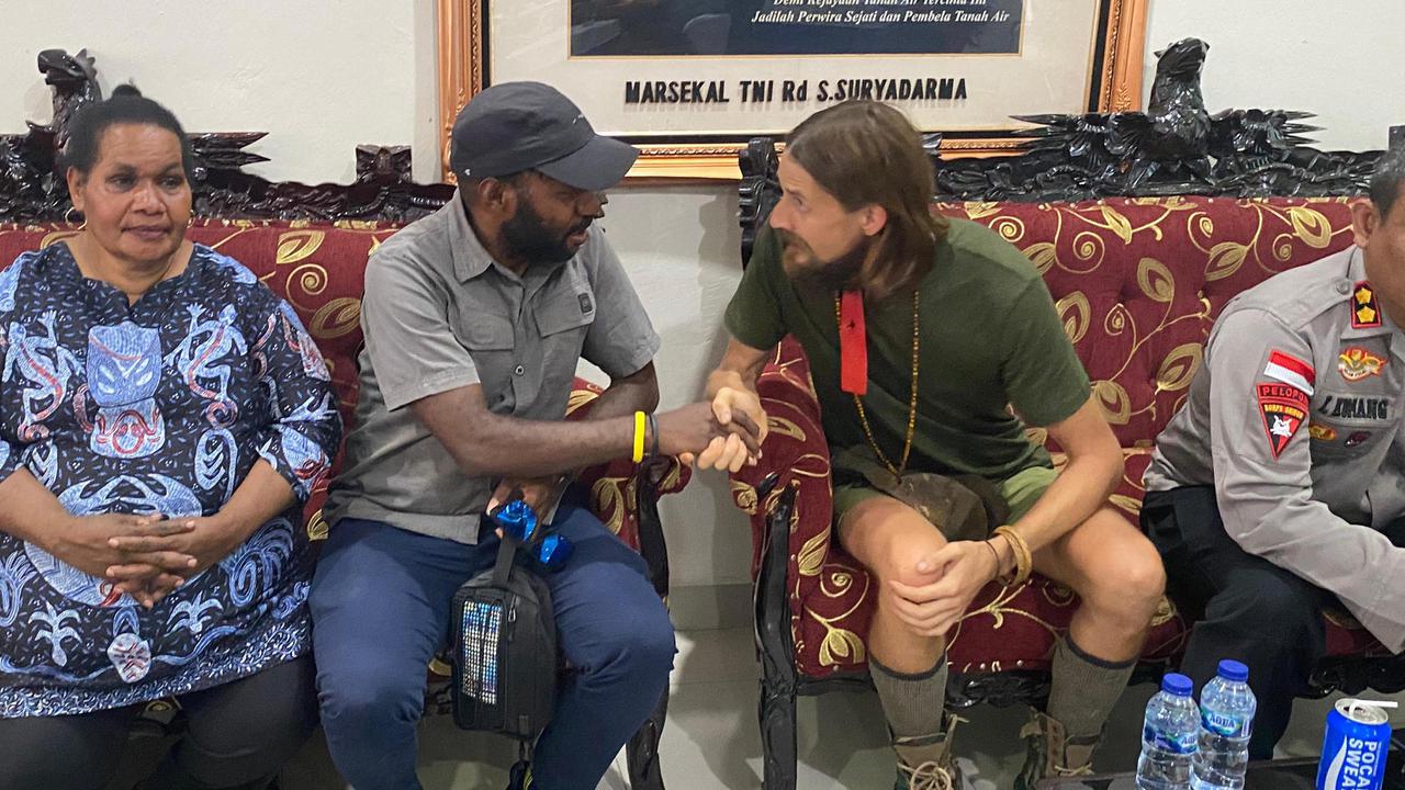 Disandera 1,5 Tahun, Pilot Susi AIr Kapten Phillip Mehrtens Dibebaskan