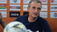 Milomir Seslija Minta Manajemen Arema Lebih Luwes soal Transfer Pemain