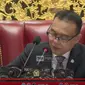 Wakil Ketua DPR RI Sufmi Dasco Ahmad mengetuk palu Penetapan RUU Kesehatan menjadi RUU Inisiatif DPR RI. (Dok: Potongan layar YouTube DPR RI TV Parlemen)