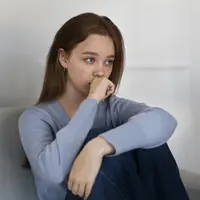 ilustrasi overthinking/copyright freepik.com/freepik