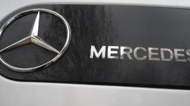 Logo Mercedes-Benz